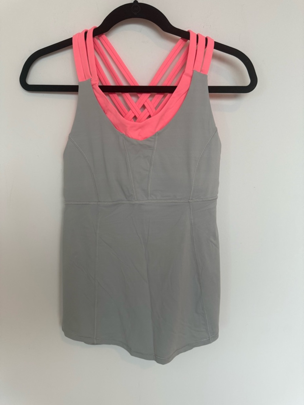 lululemon athletica Beat The Heat Tank in Seal Grey/Grapefruit - Picture 6 of 9